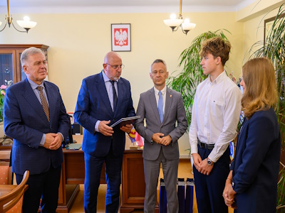 Z Wierzchosławic na sportowe podium - nagrody dla młodych mistrzów pływania