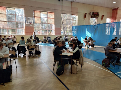 Młodzież pamięta o historii - Jubileuszowe zmagania w konkursie "Od Oleandrów do Łowczówka"