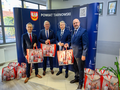 Z Tarnowa na Kresy - Dar serca dla Rodaków